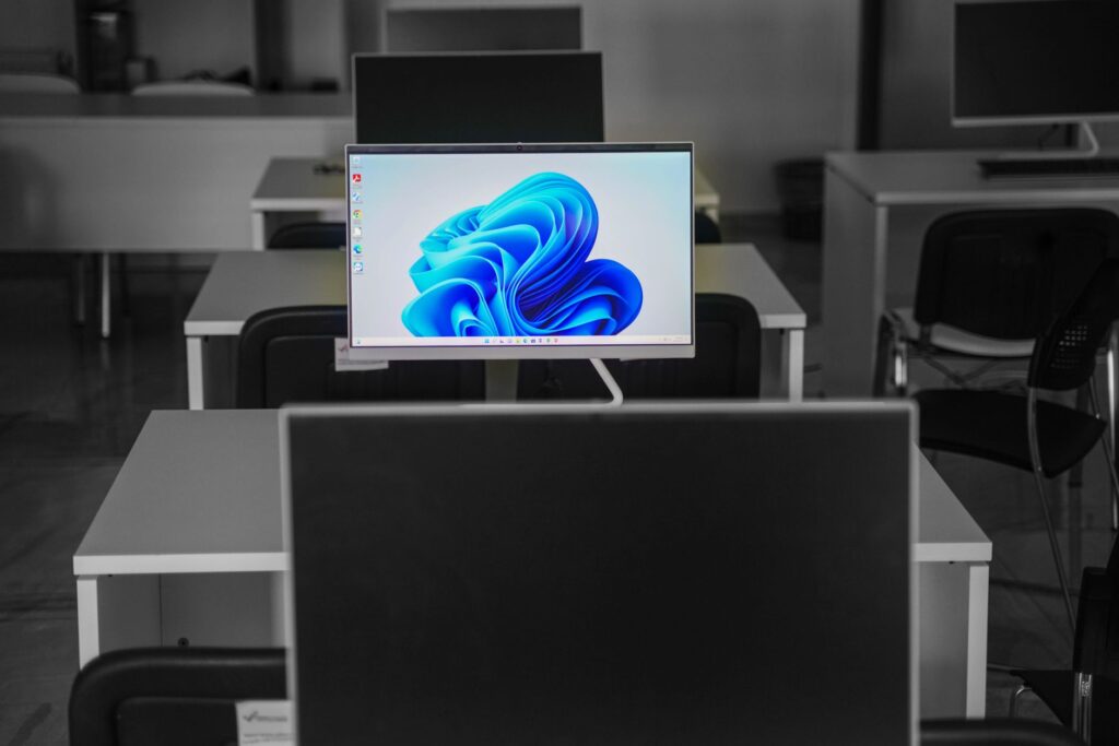 How to Record Screen Windows 11 Free in 2026